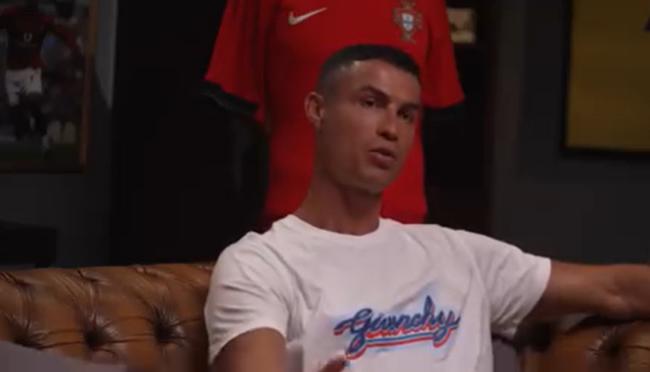 Ronaldo 39 tuổi: Vẫn muốn giúp Bồ Đào Nha và sẽ không nói trước với ai nếu ra đi